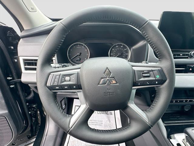 new 2025 Mitsubishi Outlander car, priced at $26,373