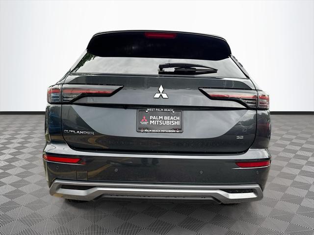 new 2025 Mitsubishi Outlander car, priced at $28,381