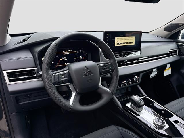 new 2025 Mitsubishi Outlander car, priced at $28,381