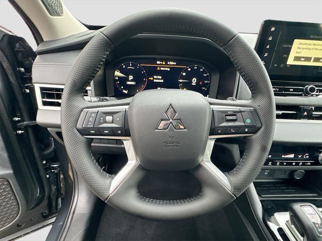 new 2025 Mitsubishi Outlander car, priced at $28,381