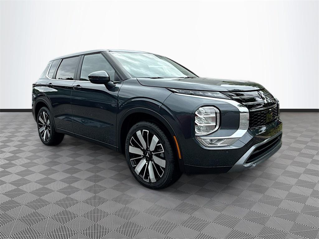 new 2025 Mitsubishi Outlander car, priced at $27,816