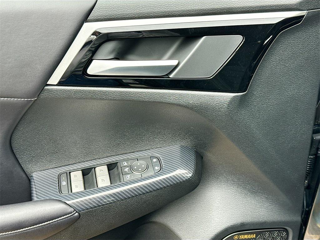 new 2025 Mitsubishi Outlander car, priced at $27,816