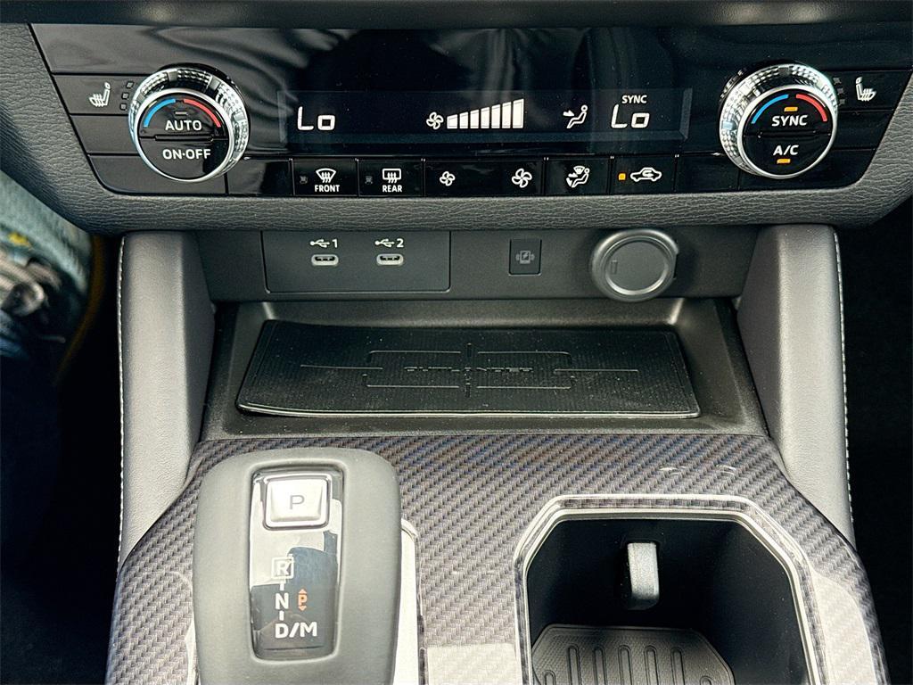 new 2025 Mitsubishi Outlander car, priced at $27,816