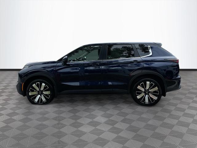 new 2025 Mitsubishi Outlander car, priced at $28,513