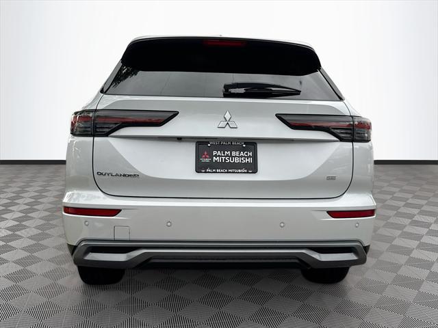 new 2025 Mitsubishi Outlander car, priced at $26,213