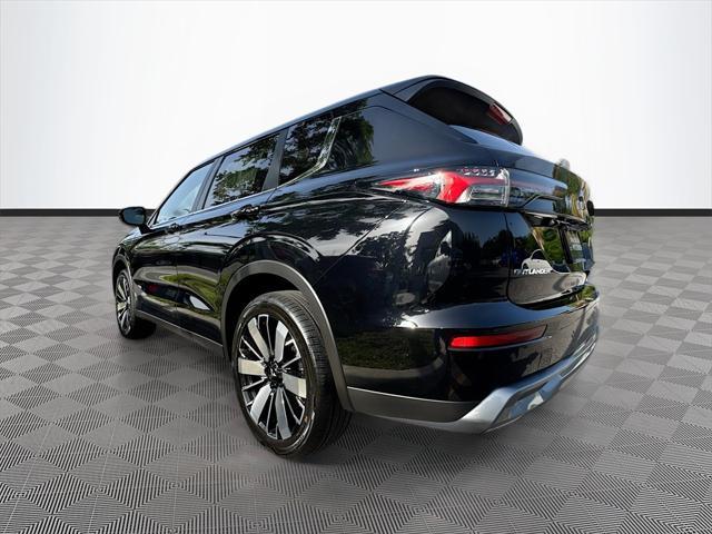 new 2025 Mitsubishi Outlander car, priced at $28,372