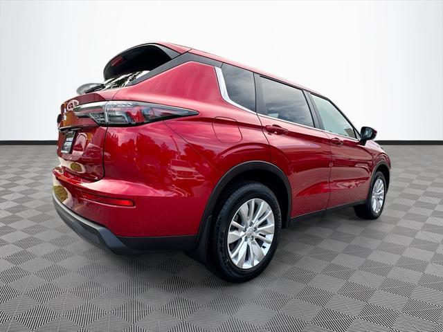 new 2025 Mitsubishi Outlander car, priced at $25,232