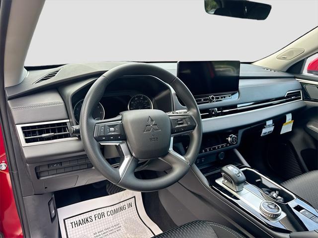 new 2025 Mitsubishi Outlander car, priced at $25,232
