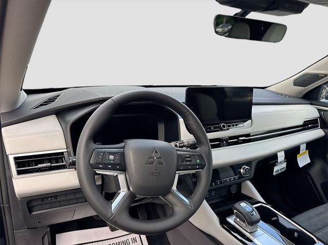 new 2025 Mitsubishi Outlander car, priced at $29,920