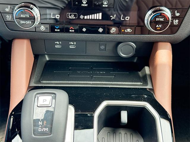 new 2025 Mitsubishi Outlander car, priced at $33,445