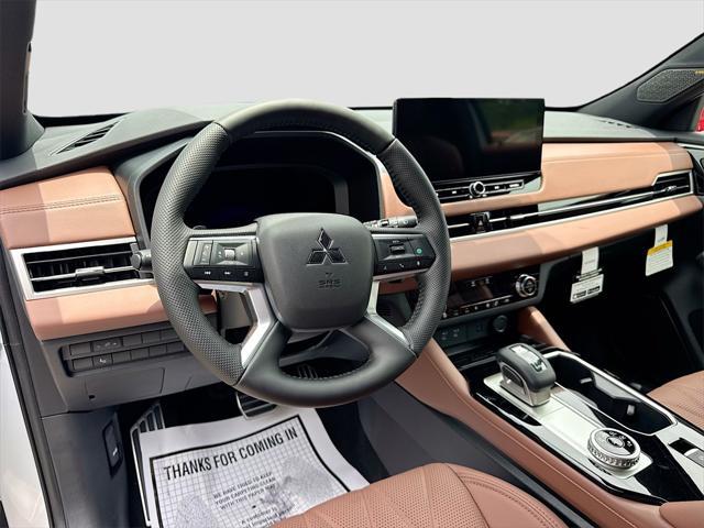 new 2025 Mitsubishi Outlander car, priced at $33,445