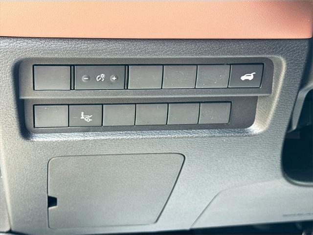 new 2025 Mitsubishi Outlander car, priced at $33,445