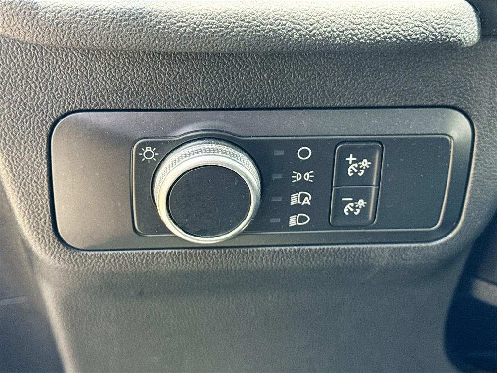 used 2021 Ford Escape car, priced at $13,282