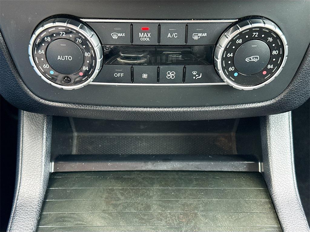 used 2019 Mercedes-Benz GLE 400 car, priced at $19,420