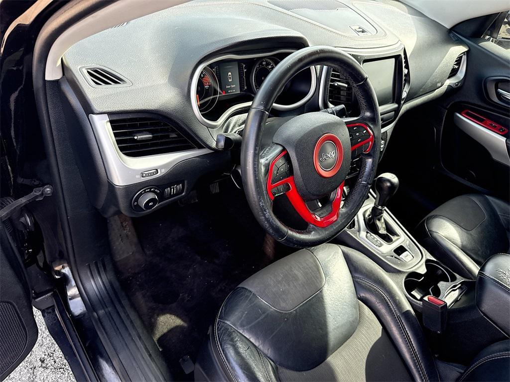 used 2018 Jeep Cherokee car, priced at $11,740