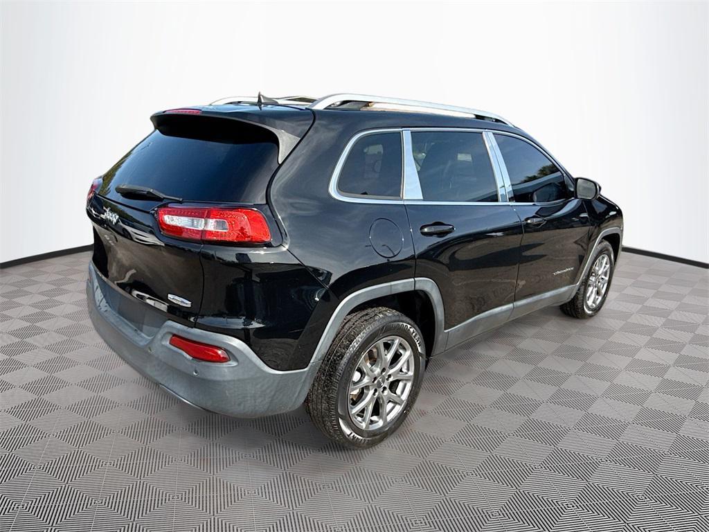 used 2018 Jeep Cherokee car, priced at $11,740