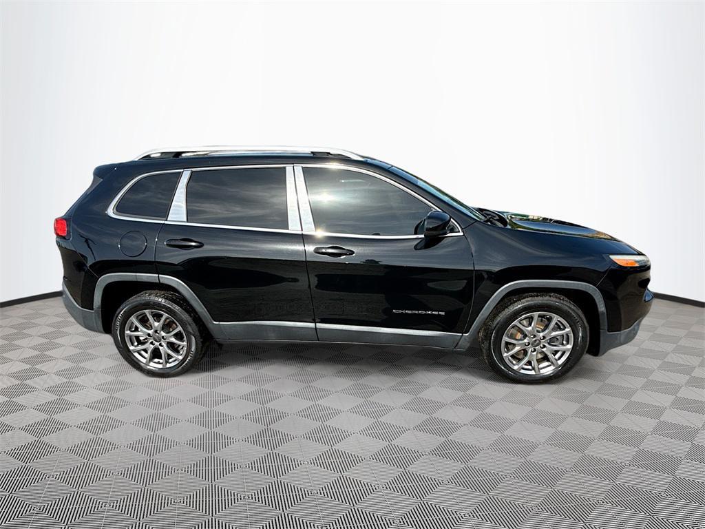 used 2018 Jeep Cherokee car, priced at $11,740