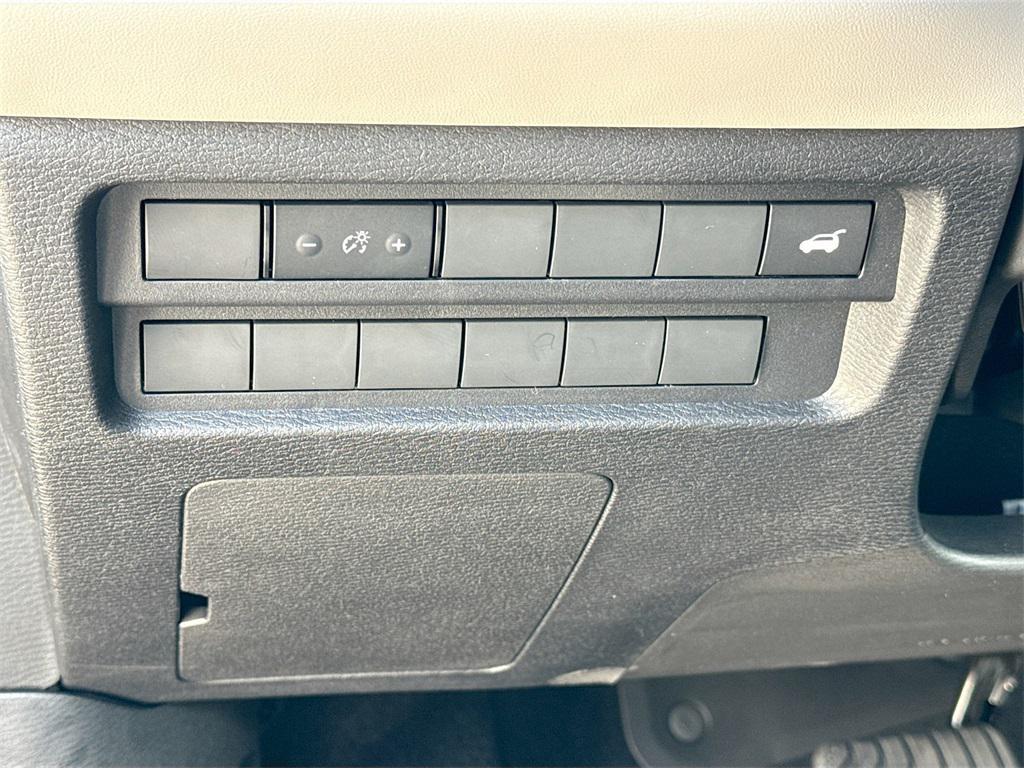 new 2025 Mitsubishi Outlander car, priced at $28,387