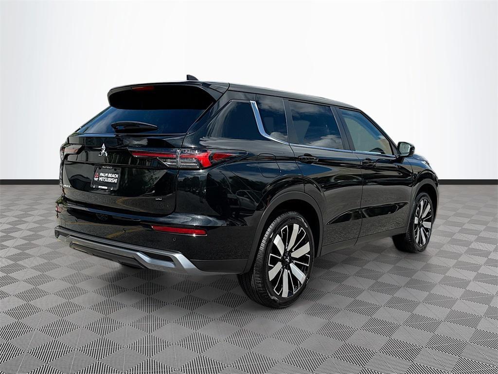 new 2025 Mitsubishi Outlander car, priced at $28,387