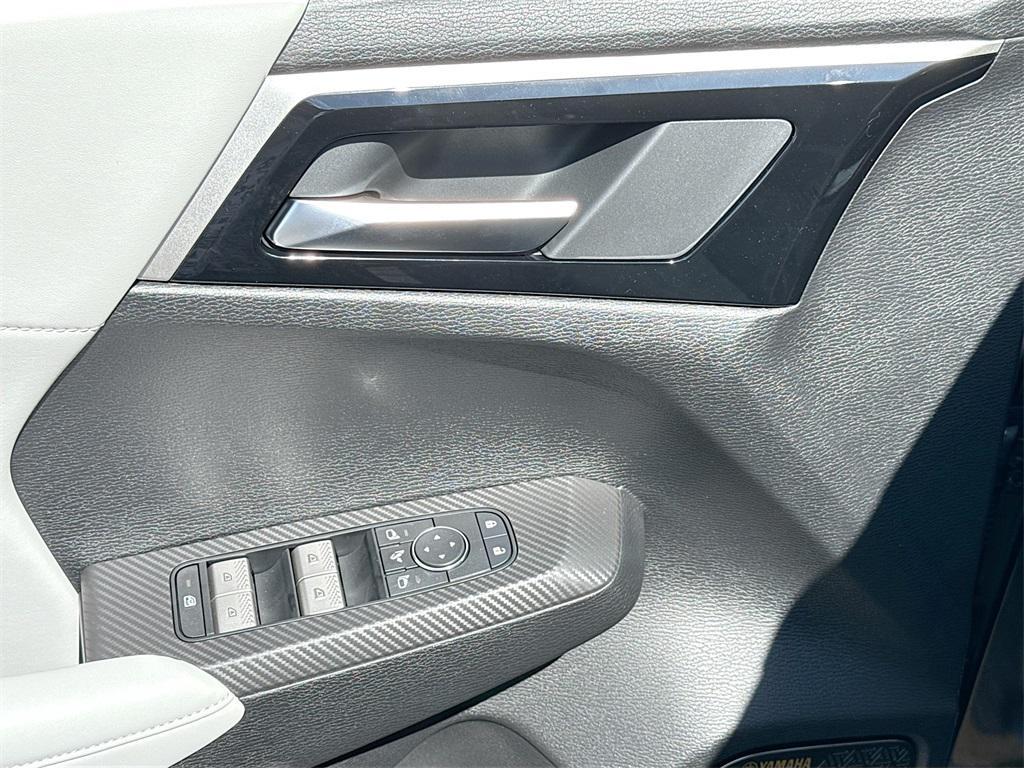 new 2025 Mitsubishi Outlander car, priced at $28,387