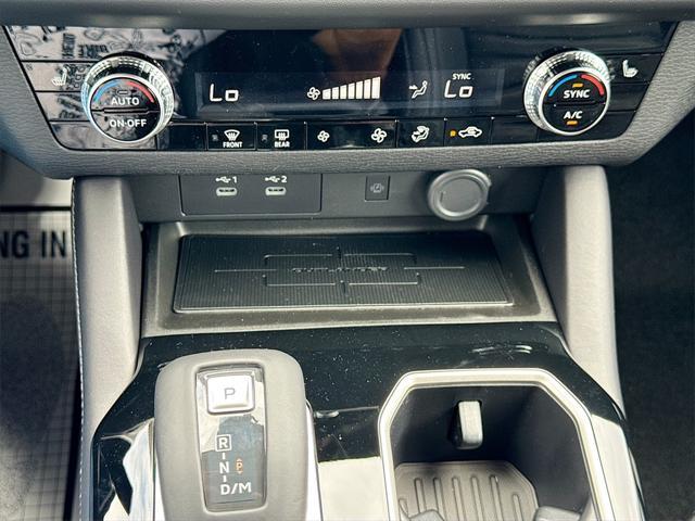 new 2025 Mitsubishi Outlander car, priced at $25,718
