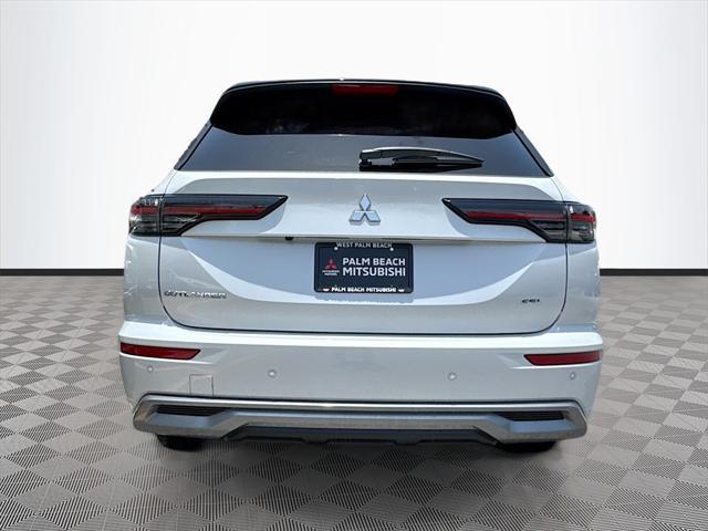 new 2025 Mitsubishi Outlander car, priced at $33,730