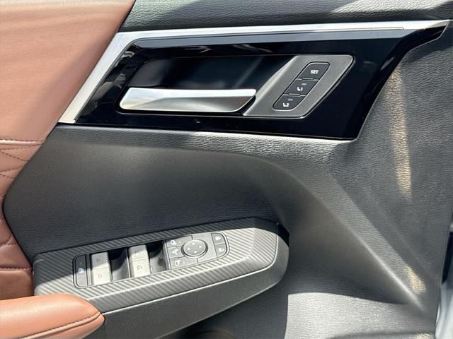 new 2025 Mitsubishi Outlander car, priced at $33,730
