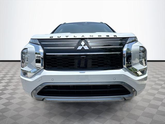 new 2025 Mitsubishi Outlander car, priced at $33,730