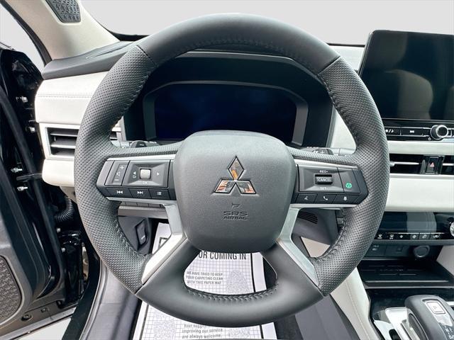 new 2025 Mitsubishi Outlander car, priced at $28,868