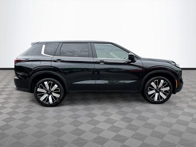new 2025 Mitsubishi Outlander car, priced at $28,868