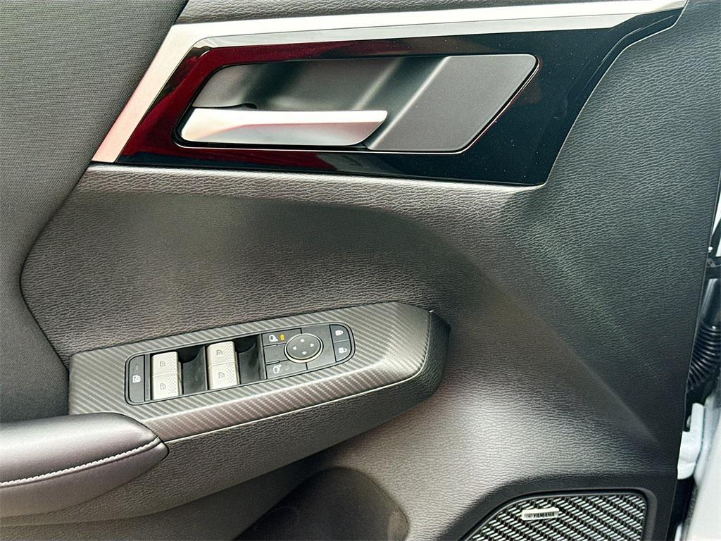 new 2025 Mitsubishi Outlander car, priced at $24,364