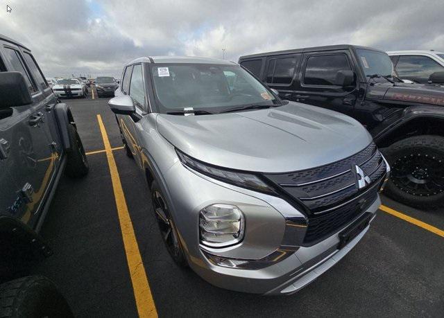 used 2024 Mitsubishi Outlander car, priced at $24,107