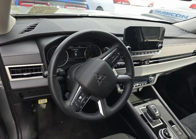 used 2024 Mitsubishi Outlander car, priced at $24,107