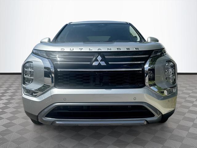 new 2025 Mitsubishi Outlander car, priced at $28,413
