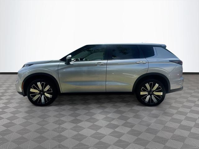 new 2025 Mitsubishi Outlander car, priced at $28,413