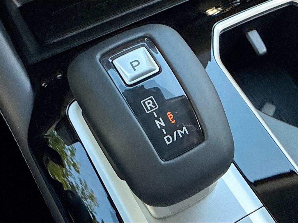 new 2025 Mitsubishi Outlander car, priced at $33,201