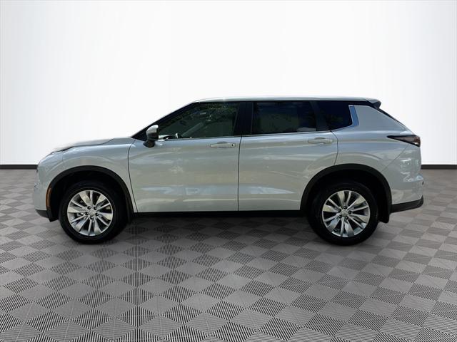 new 2025 Mitsubishi Outlander car, priced at $23,197