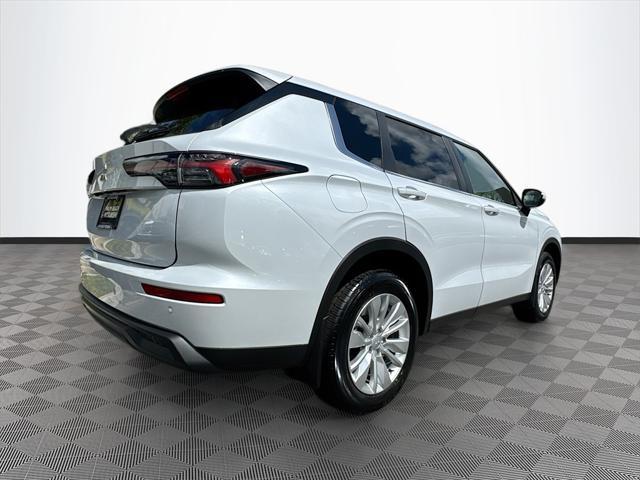 new 2025 Mitsubishi Outlander car, priced at $23,197
