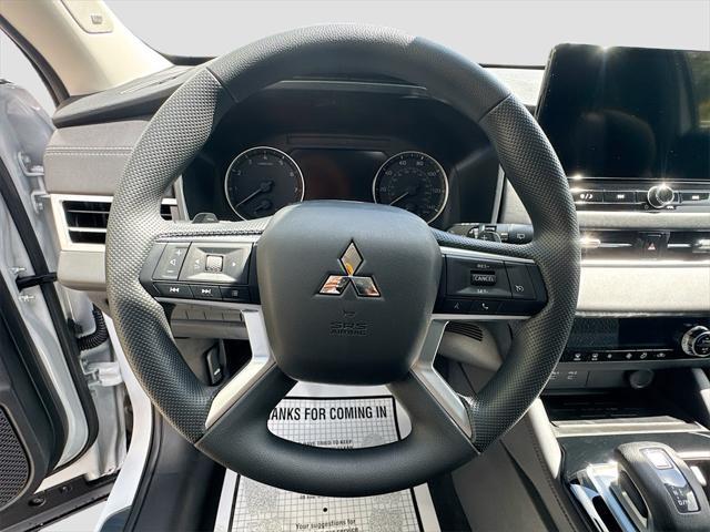 new 2025 Mitsubishi Outlander car, priced at $23,197