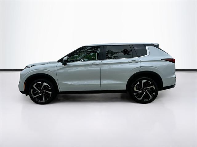 new 2024 Mitsubishi Outlander car, priced at $27,585