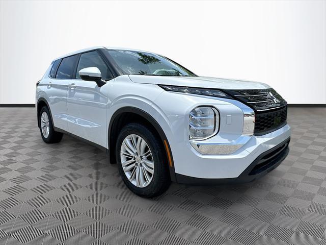 used 2024 Mitsubishi Outlander car, priced at $25,484