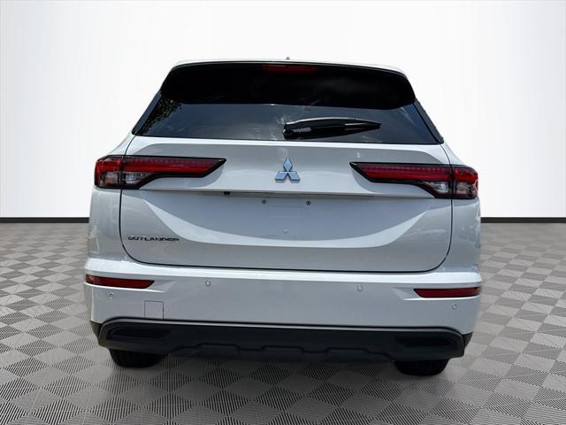 used 2024 Mitsubishi Outlander car, priced at $25,484