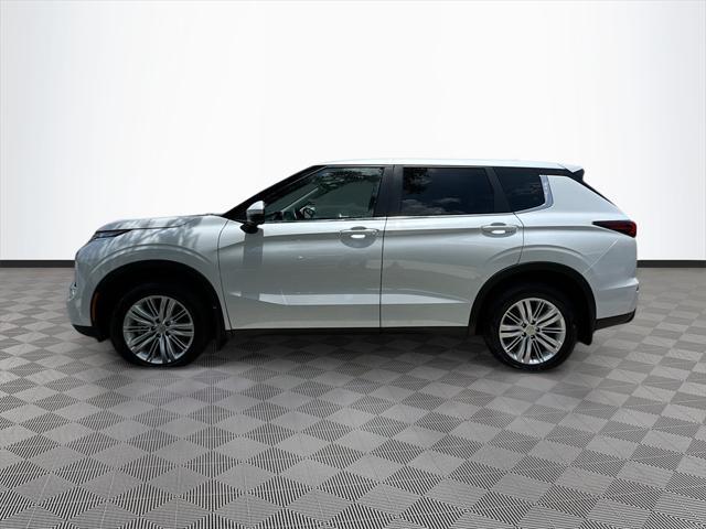 used 2024 Mitsubishi Outlander car, priced at $25,484