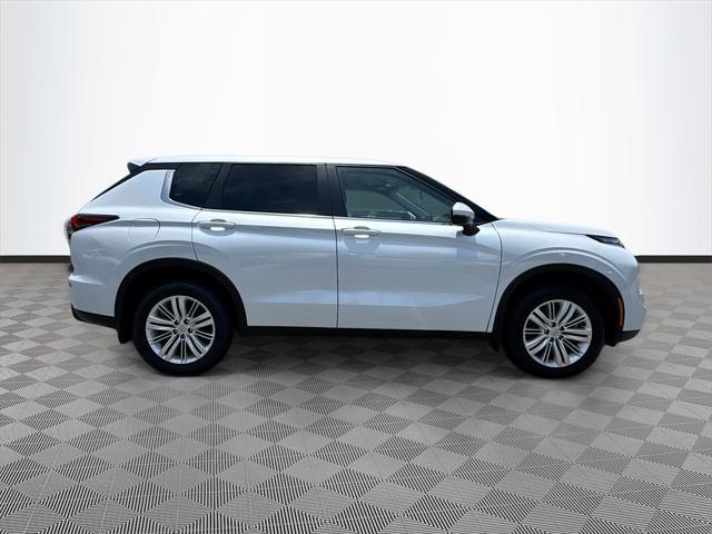 used 2024 Mitsubishi Outlander car, priced at $25,484