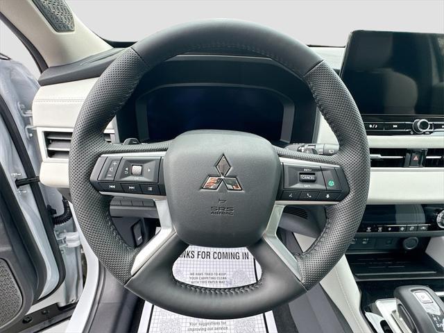 new 2025 Mitsubishi Outlander car, priced at $28,868