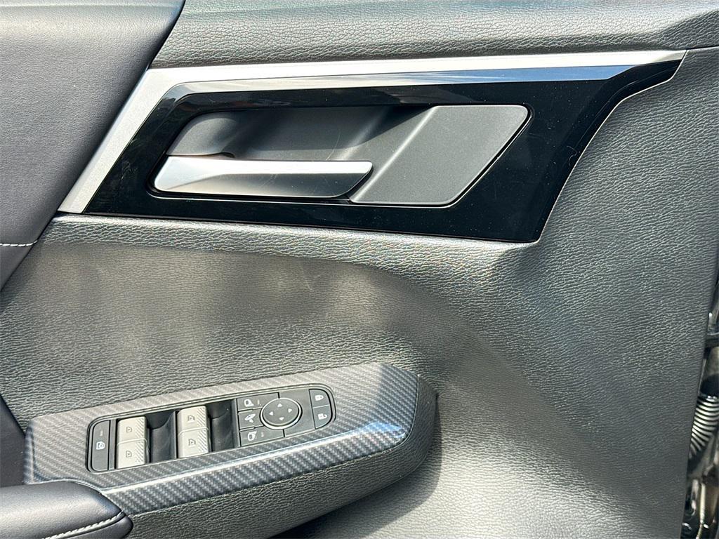 new 2025 Mitsubishi Outlander car, priced at $25,223