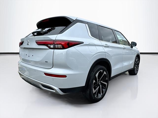 new 2024 Mitsubishi Outlander car, priced at $22,850