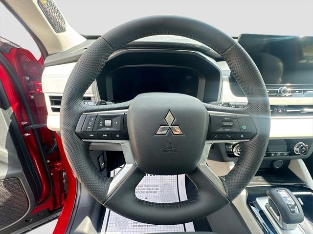 new 2025 Mitsubishi Outlander car, priced at $28,456