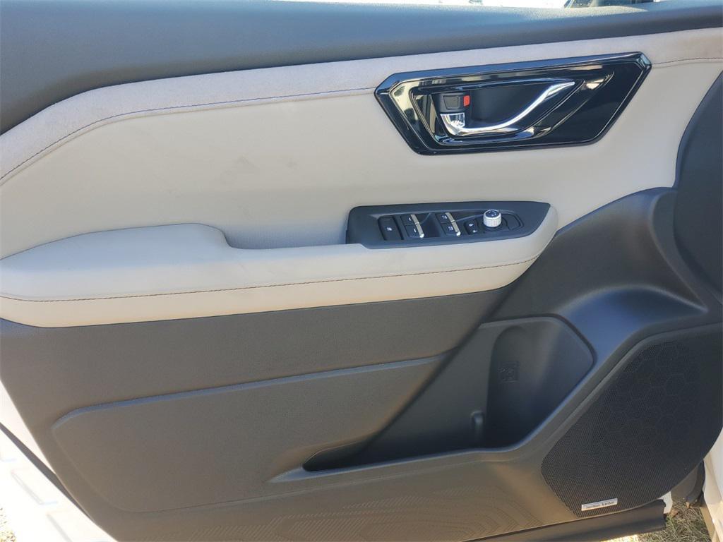 new 2025 Subaru Forester Hybrid car, priced at $43,310