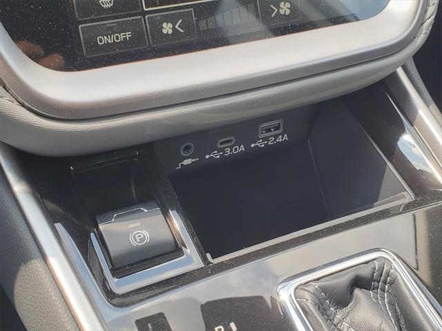 new 2025 Subaru Outback car, priced at $33,586